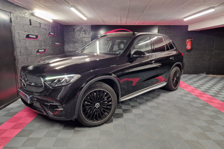 MERCEDES GLC