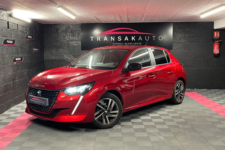 PEUGEOT 208