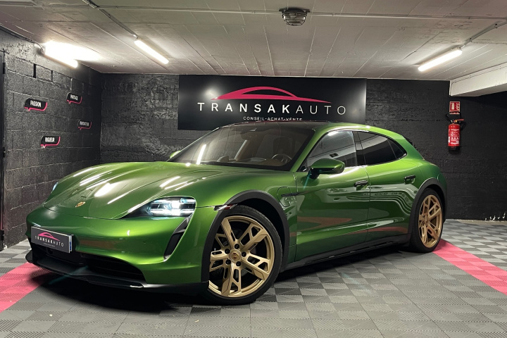 PORSCHE TAYCAN CROSS TURISMO