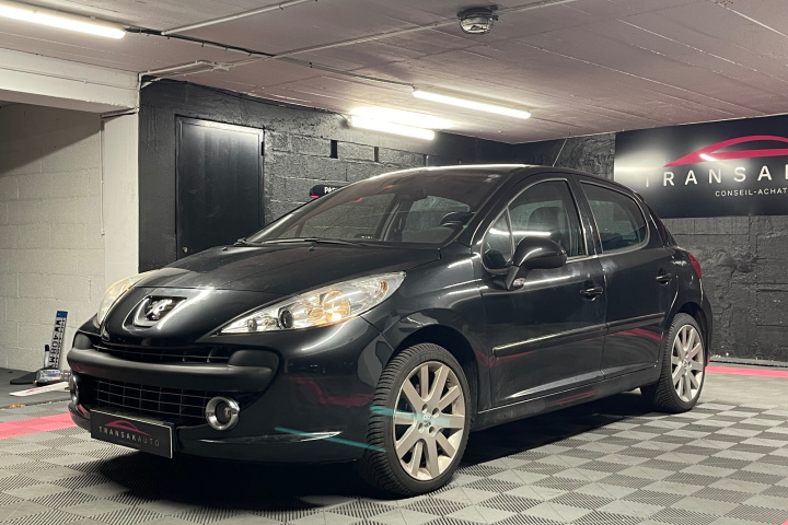 PEUGEOT 207