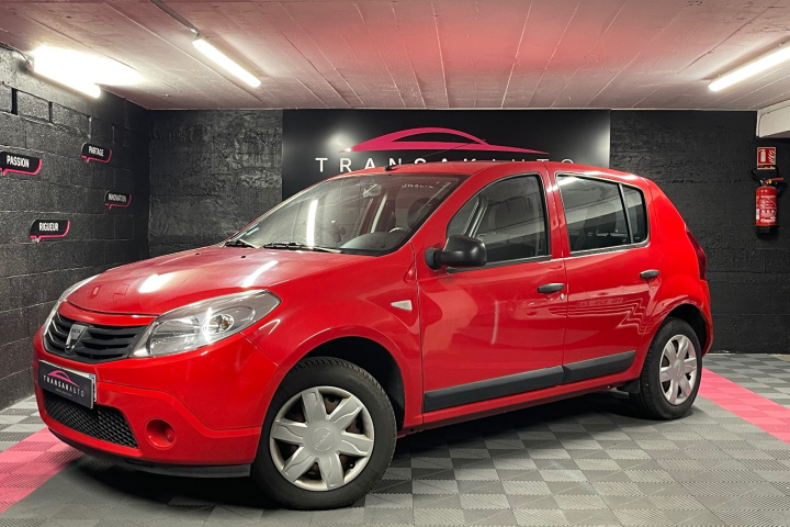 DACIA SANDERO