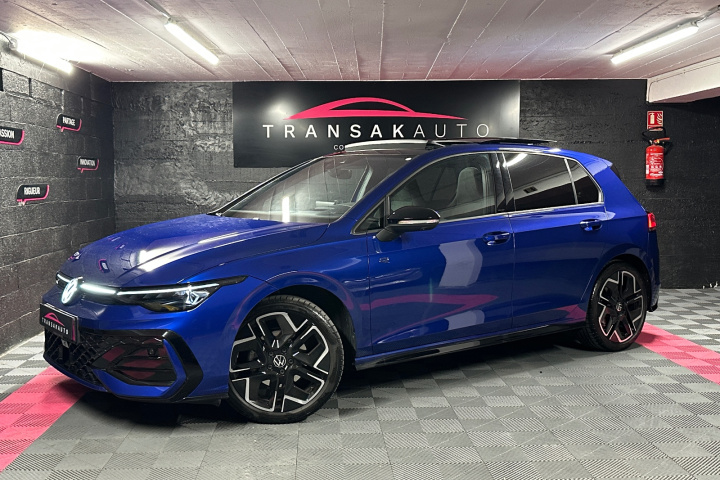 Volkswagen  Golf 8 R-line 1.5L eTSI 150 Ch DSG7