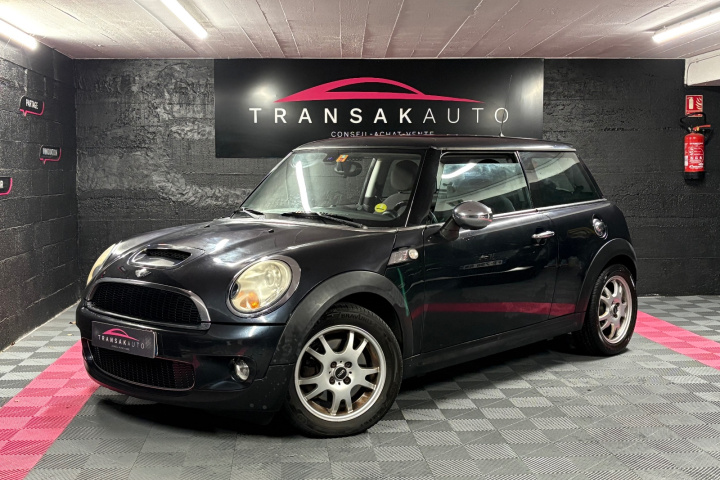 MINI HATCH R56