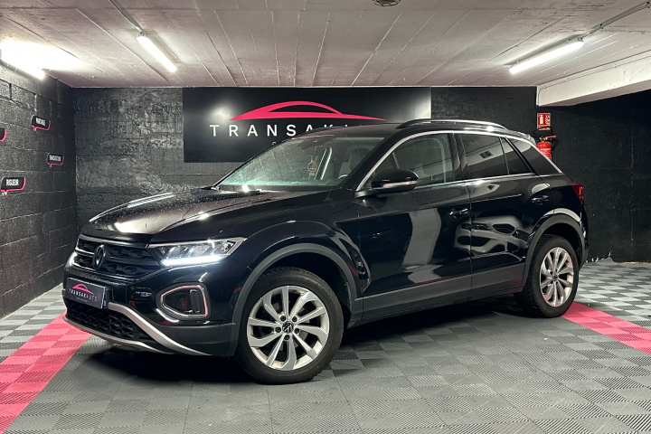 VOLKSWAGEN T-ROC