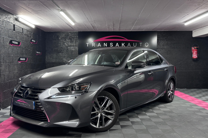 LEXUS IS MY20