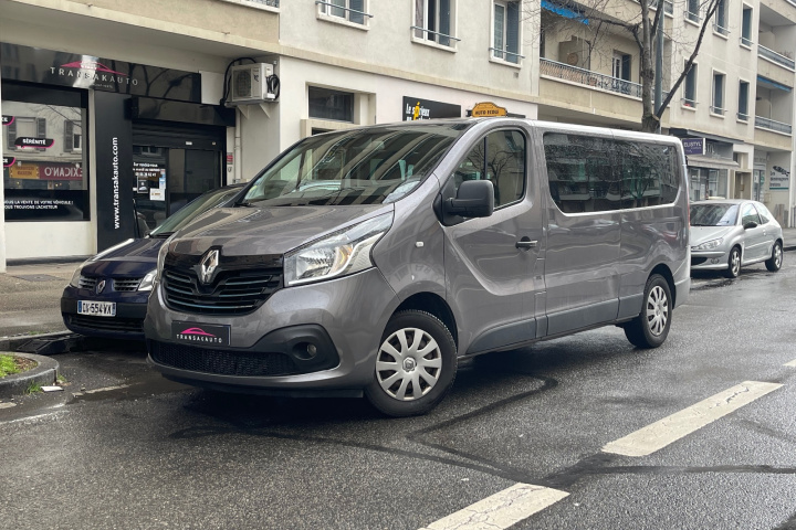 RENAULT TRAFIC COMBI