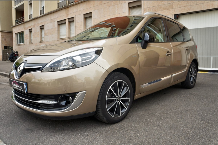 RENAULT GRAND SCENIC III